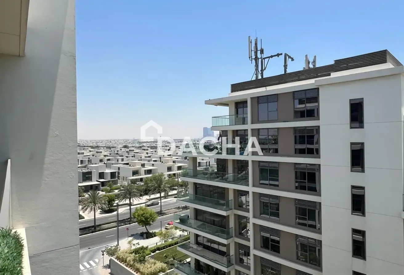 Partially Upgraded | High Floor | Vacant