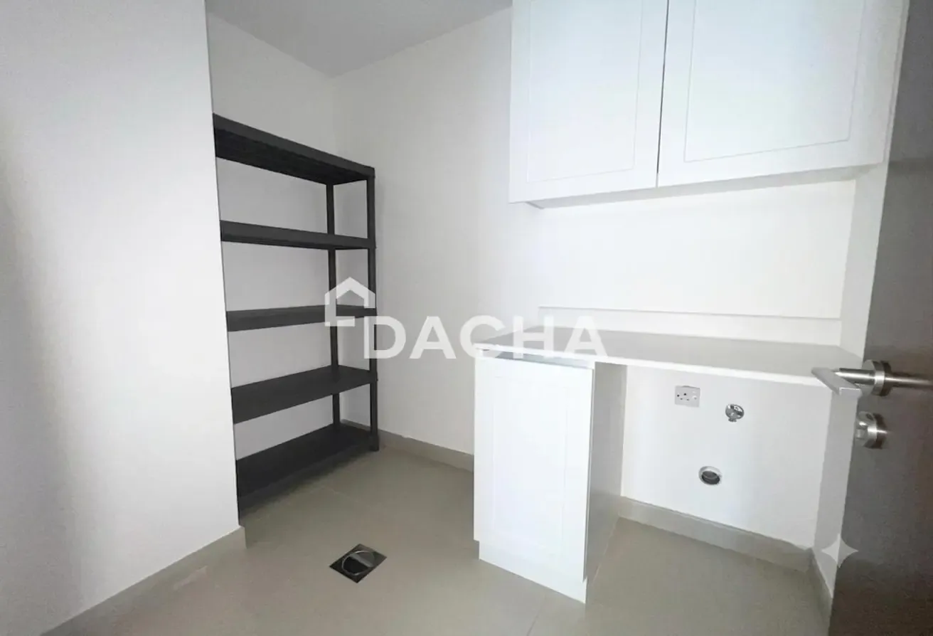 Partially Upgraded | High Floor | Vacant