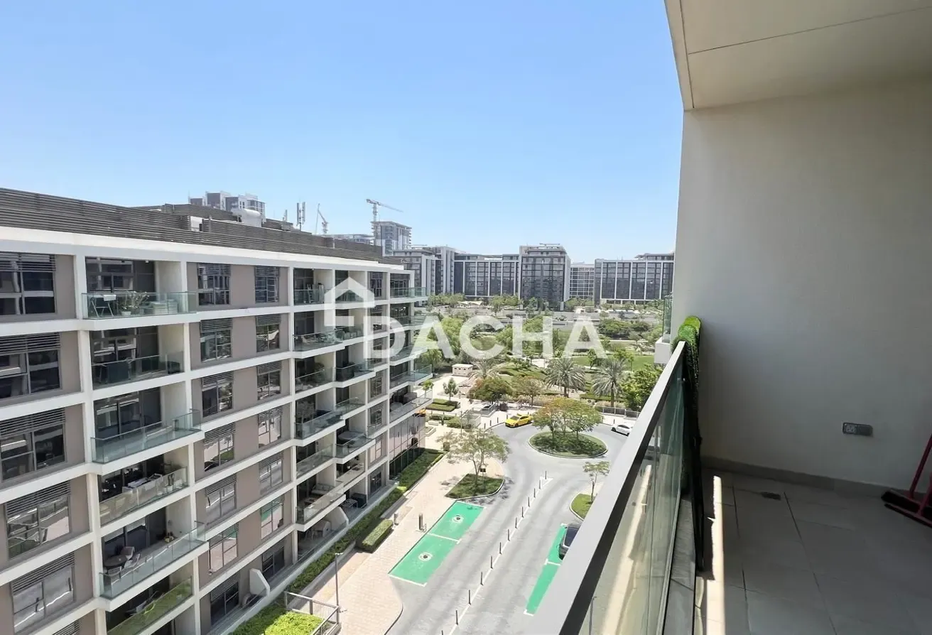 Partially Upgraded | High Floor | Vacant