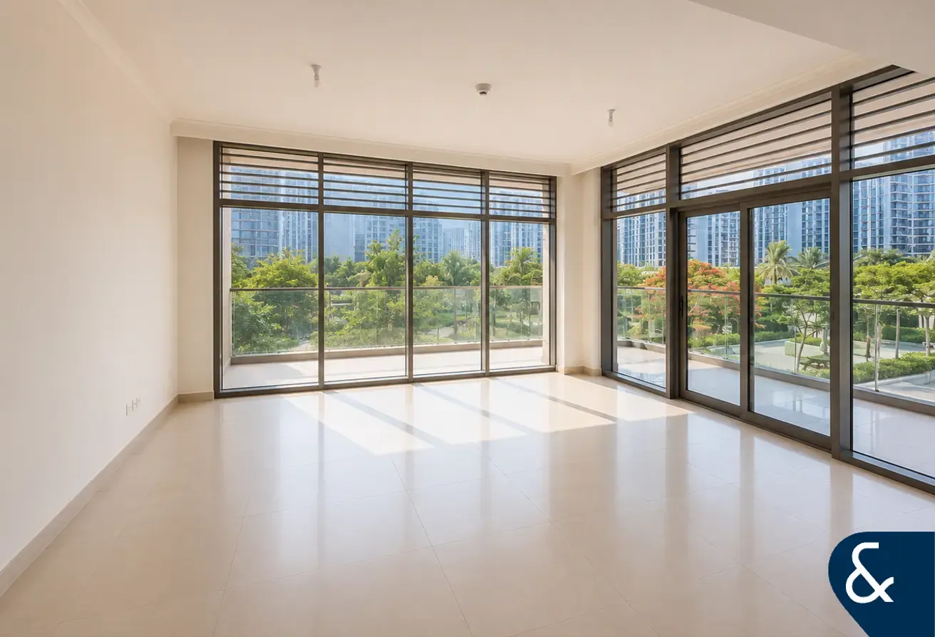Corner unit | Exclusive | Pool & Park View
