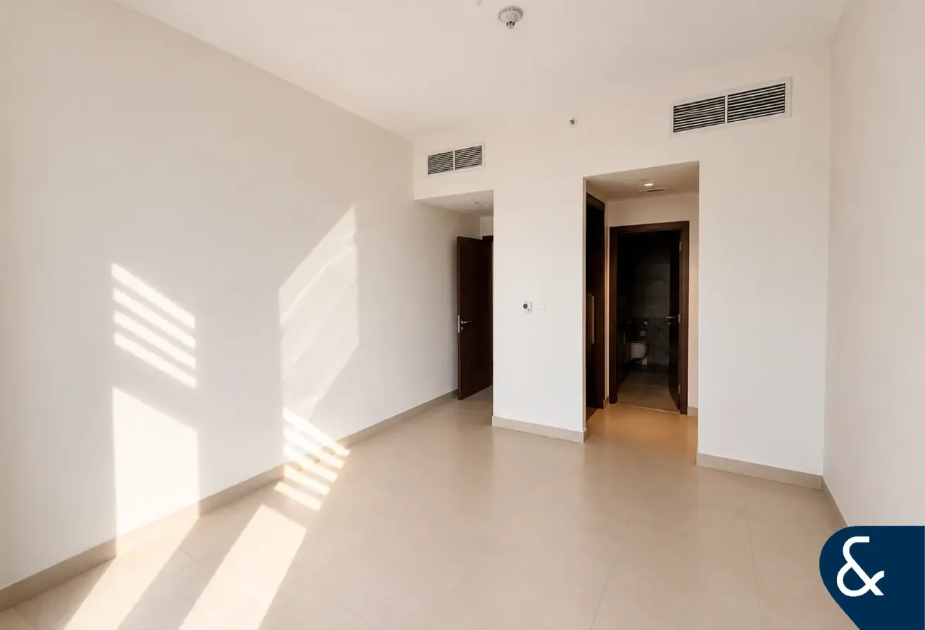 Corner unit | Exclusive | Pool & Park View