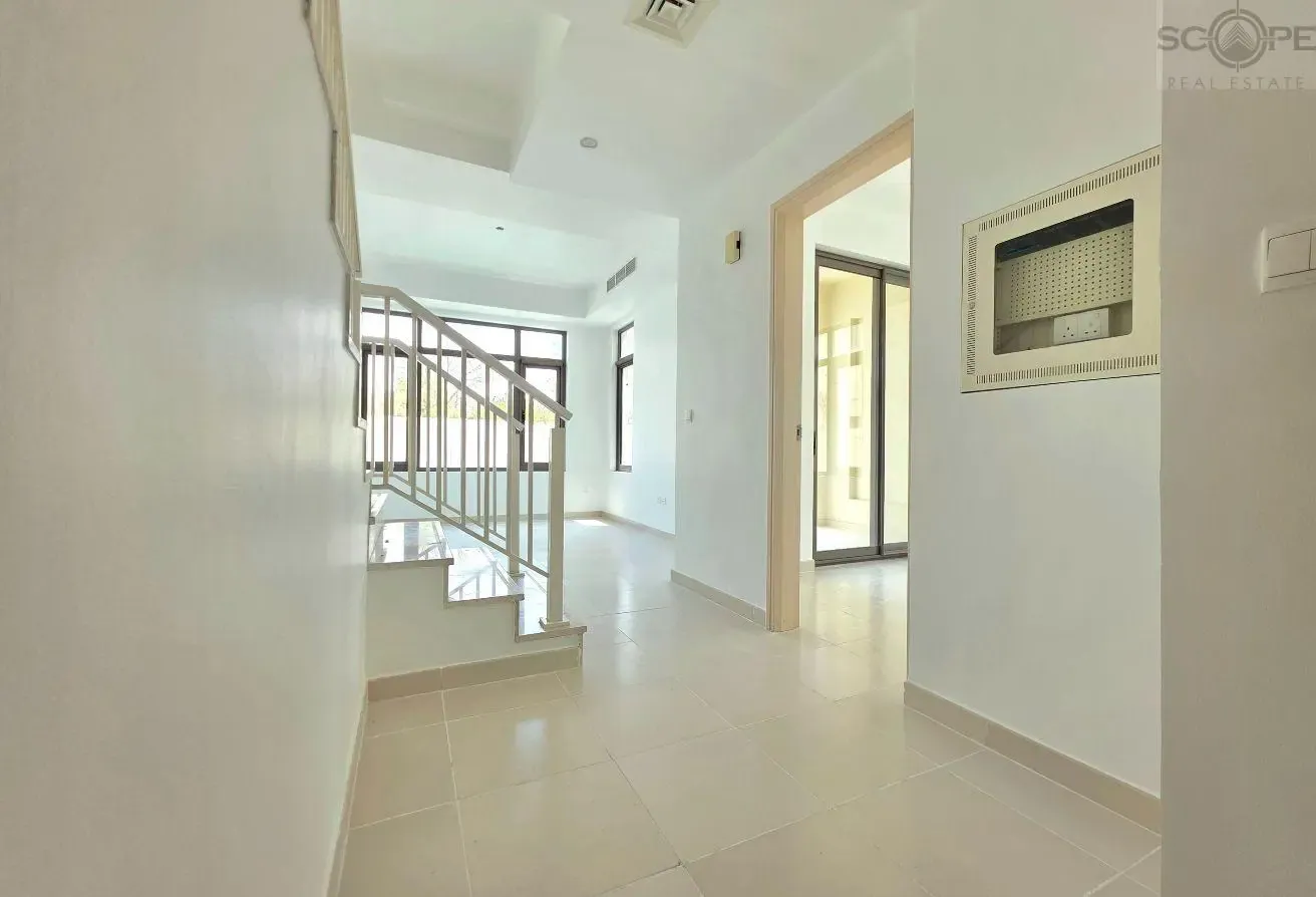 Magnificent Large Plot, Type B, 3 Beds+Study+Maid
