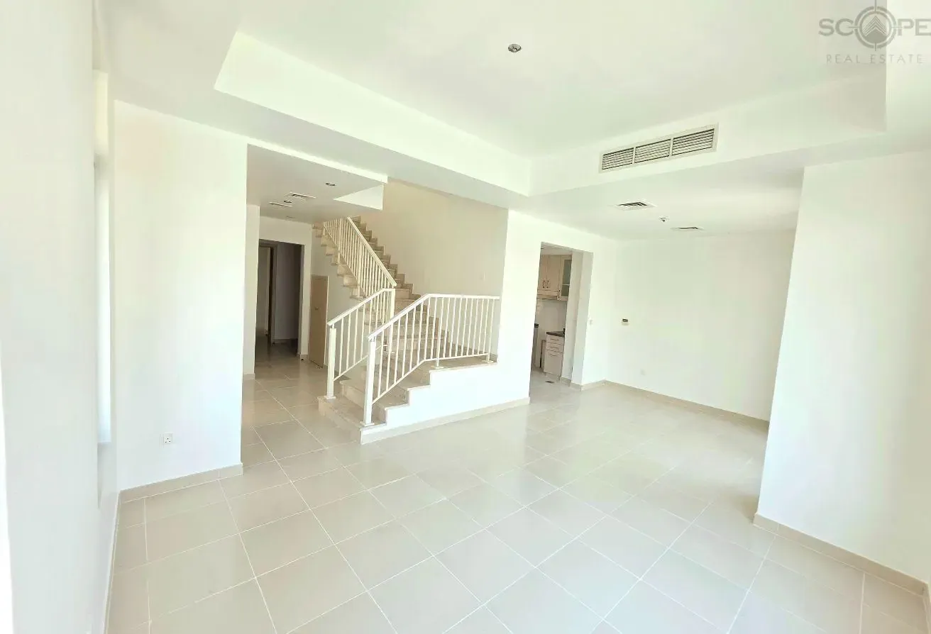 Magnificent Large Plot, Type B, 3 Beds+Study+Maid