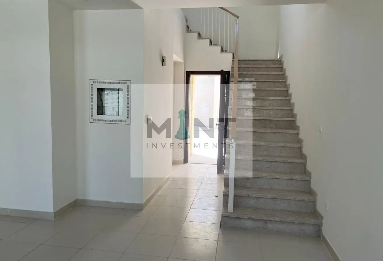 With Maid's Room | Ready To Move | Single Row