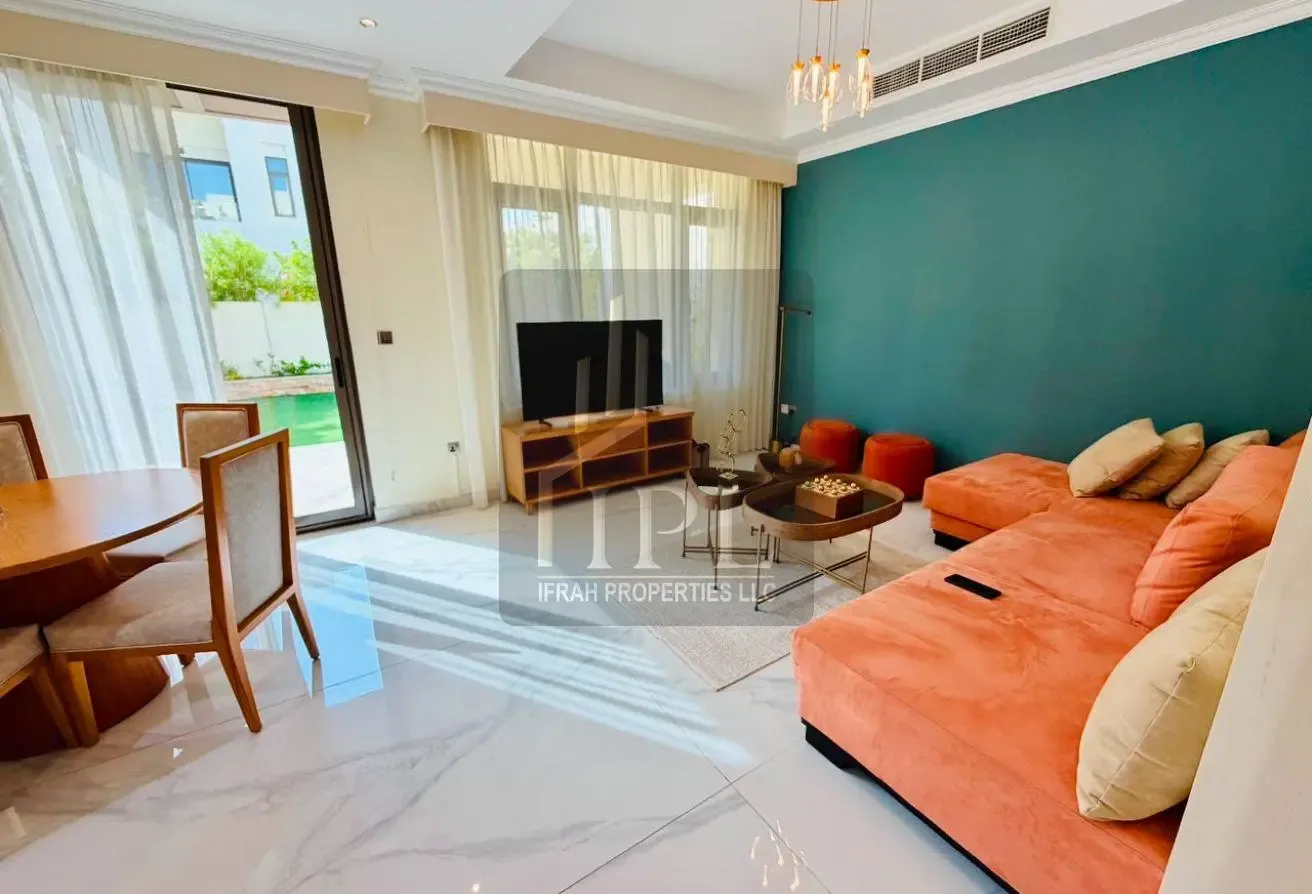 Luxury Fully Furnished | Upgraded | Ready to Move
