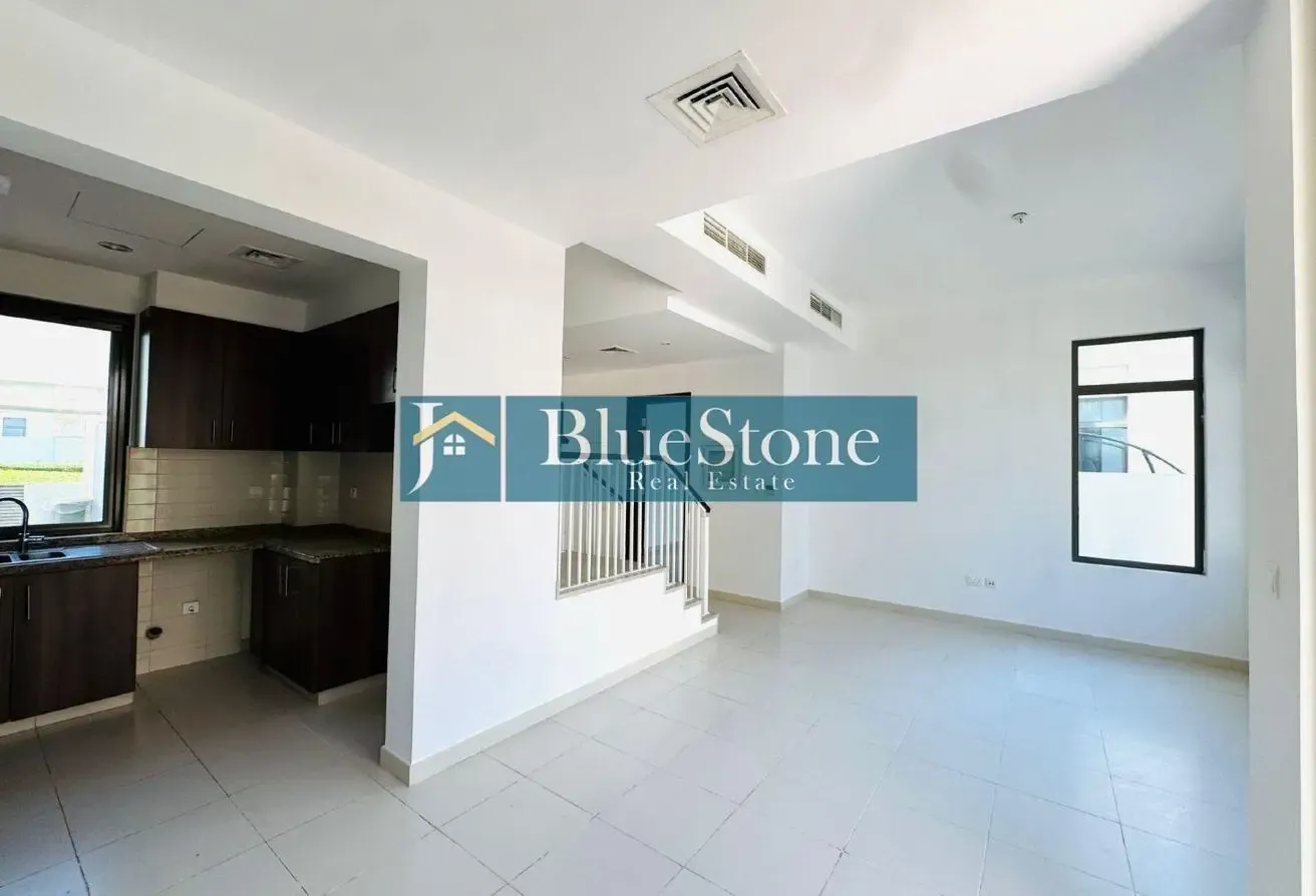 3Bed with Maid & Study Room | Vacant | Type J