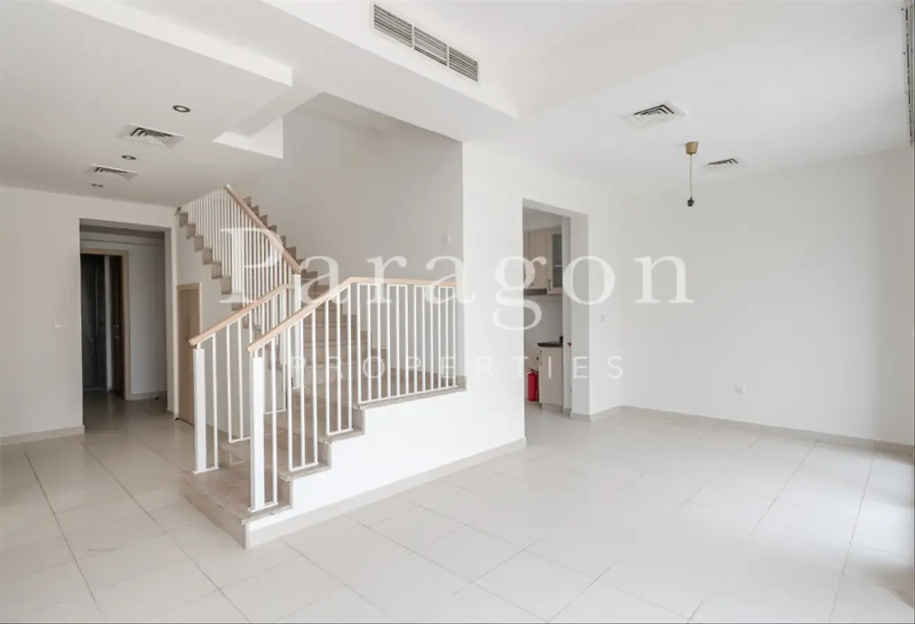Corner Unit | Type J | Close to Park and Pool