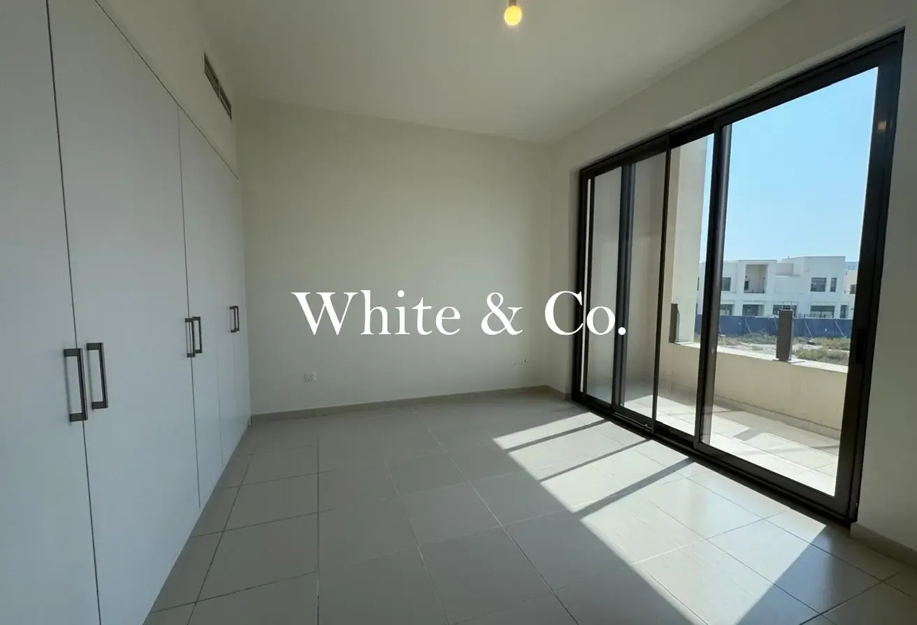 Single Row | Unfurnished | Family Home