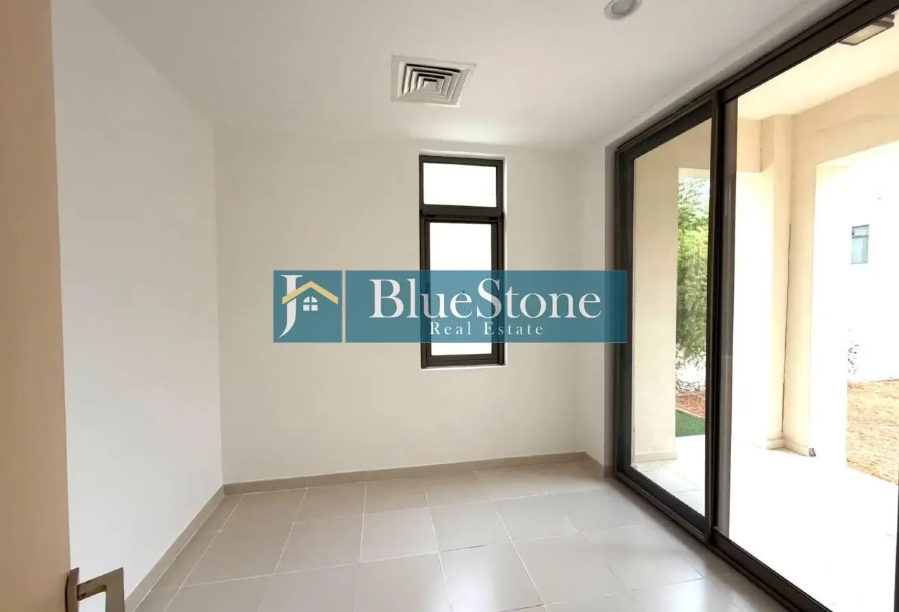 Spacious | 3 Bed with Maid + Study room