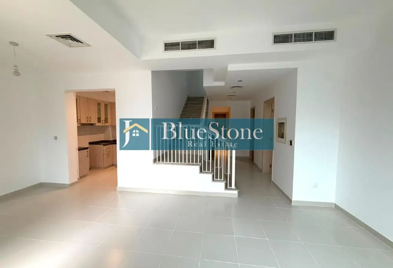 Spacious | 3 Bed with Maid + Study room