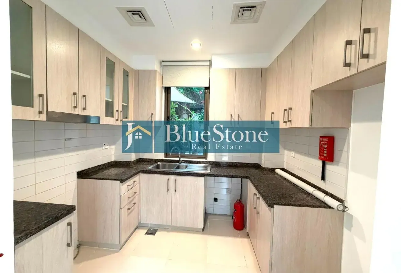 Spacious | 3 Bed with Maid + Study room