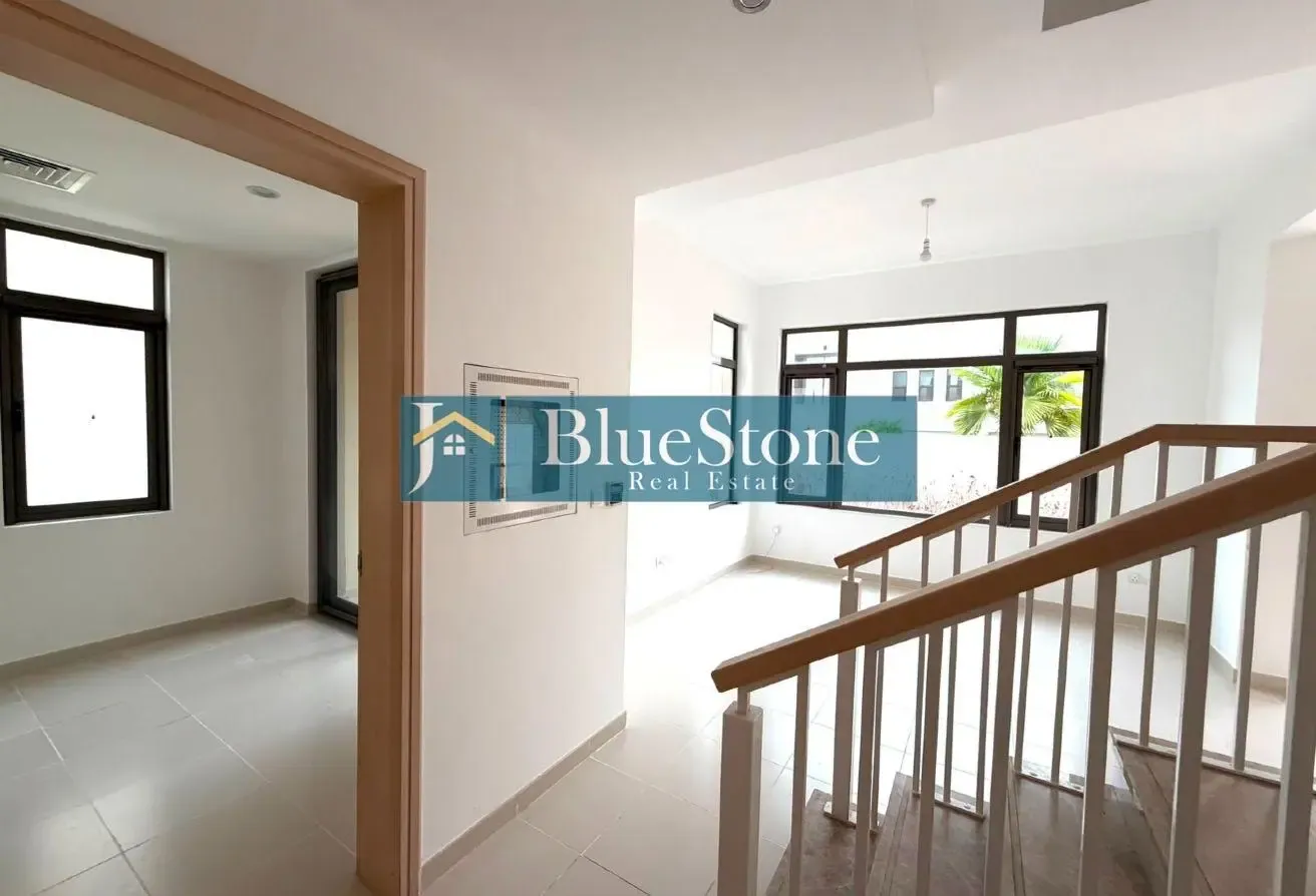 Spacious | 3 Bed with Maid + Study room