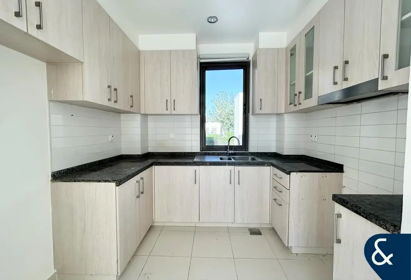3 bedroom | Study | Corner Plot | Vacant