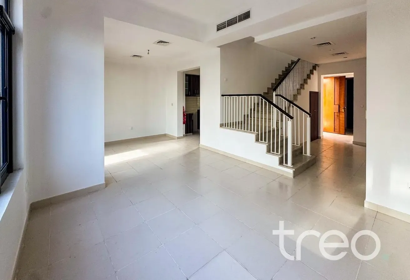 Close To Entrance | Type J | Vacant Now