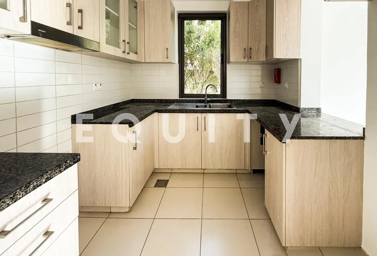 Maintained | Flexible Cheques | Great Location