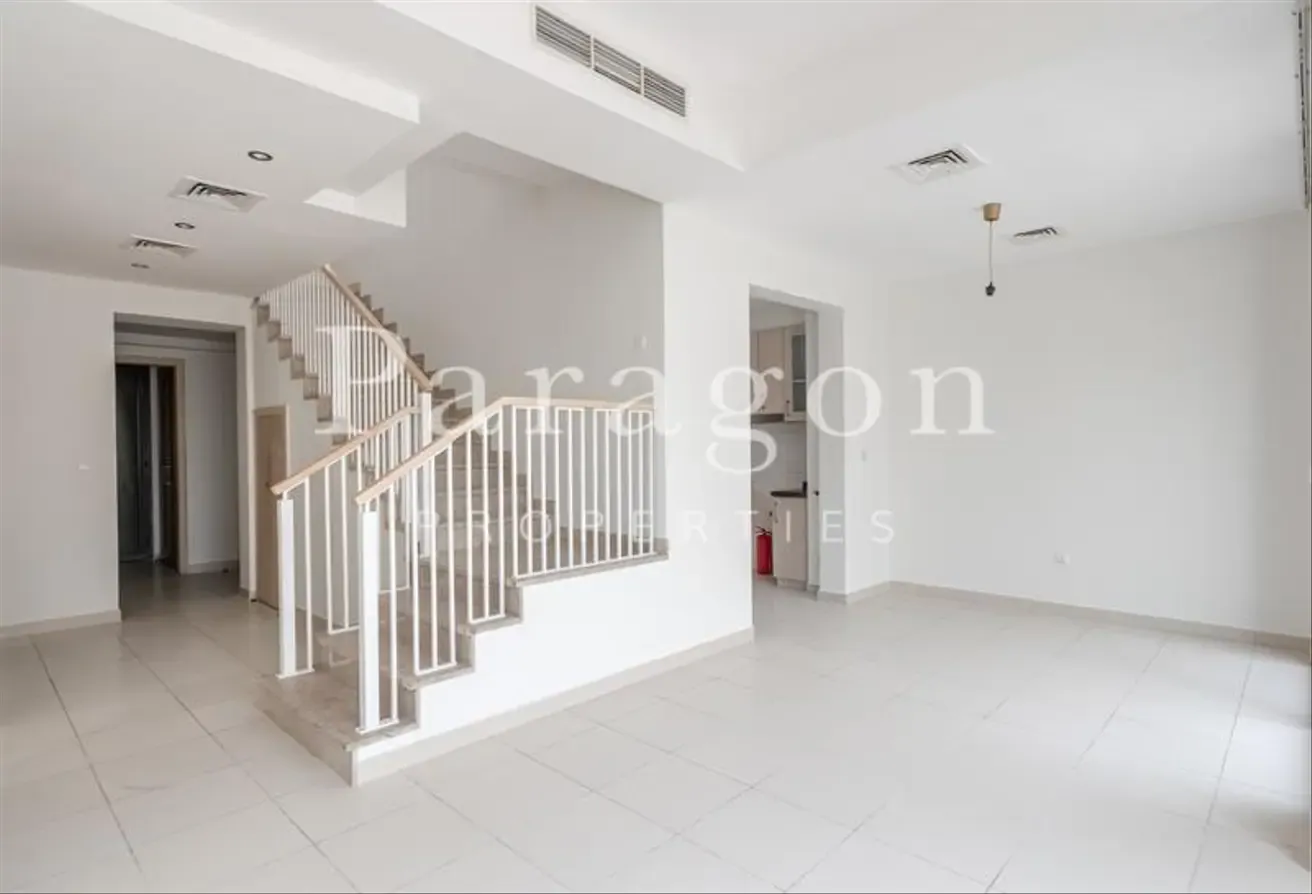 Corner Unit | Type J | Close to Park and Pool