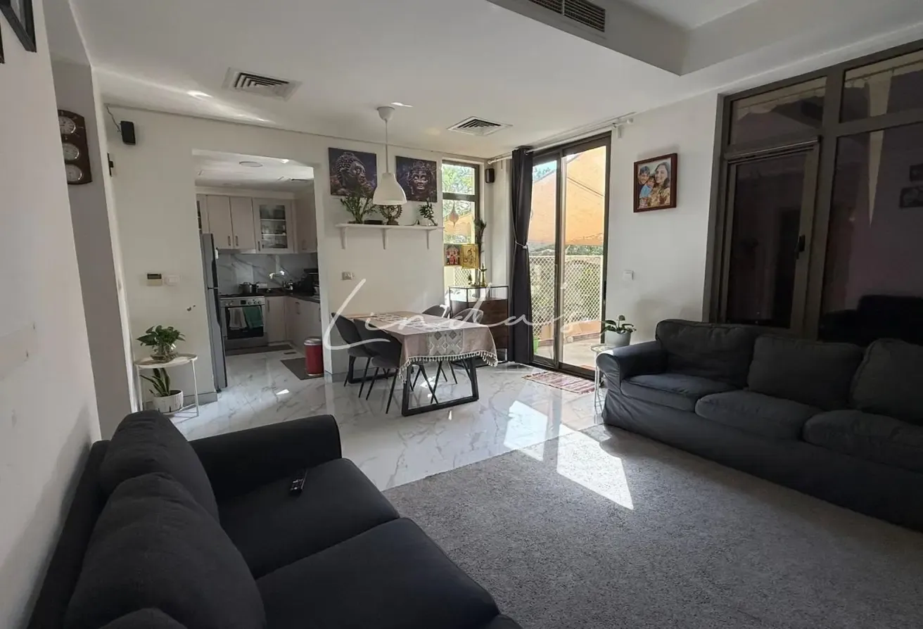 Mira Oasis 1 | Corner Townhouse | Single Row