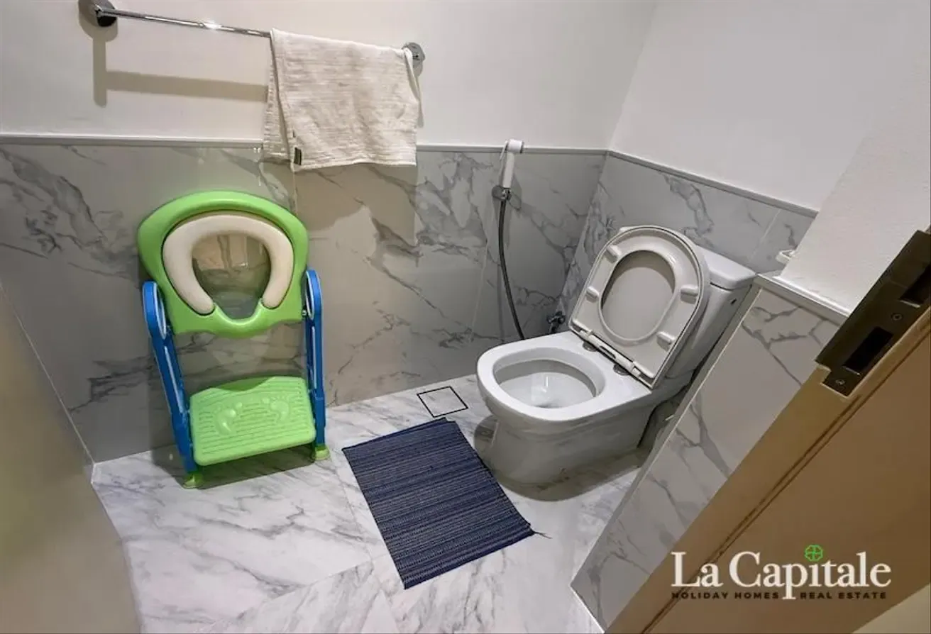 WELL PRICED | RENOVATED | READY TO MOVE IN