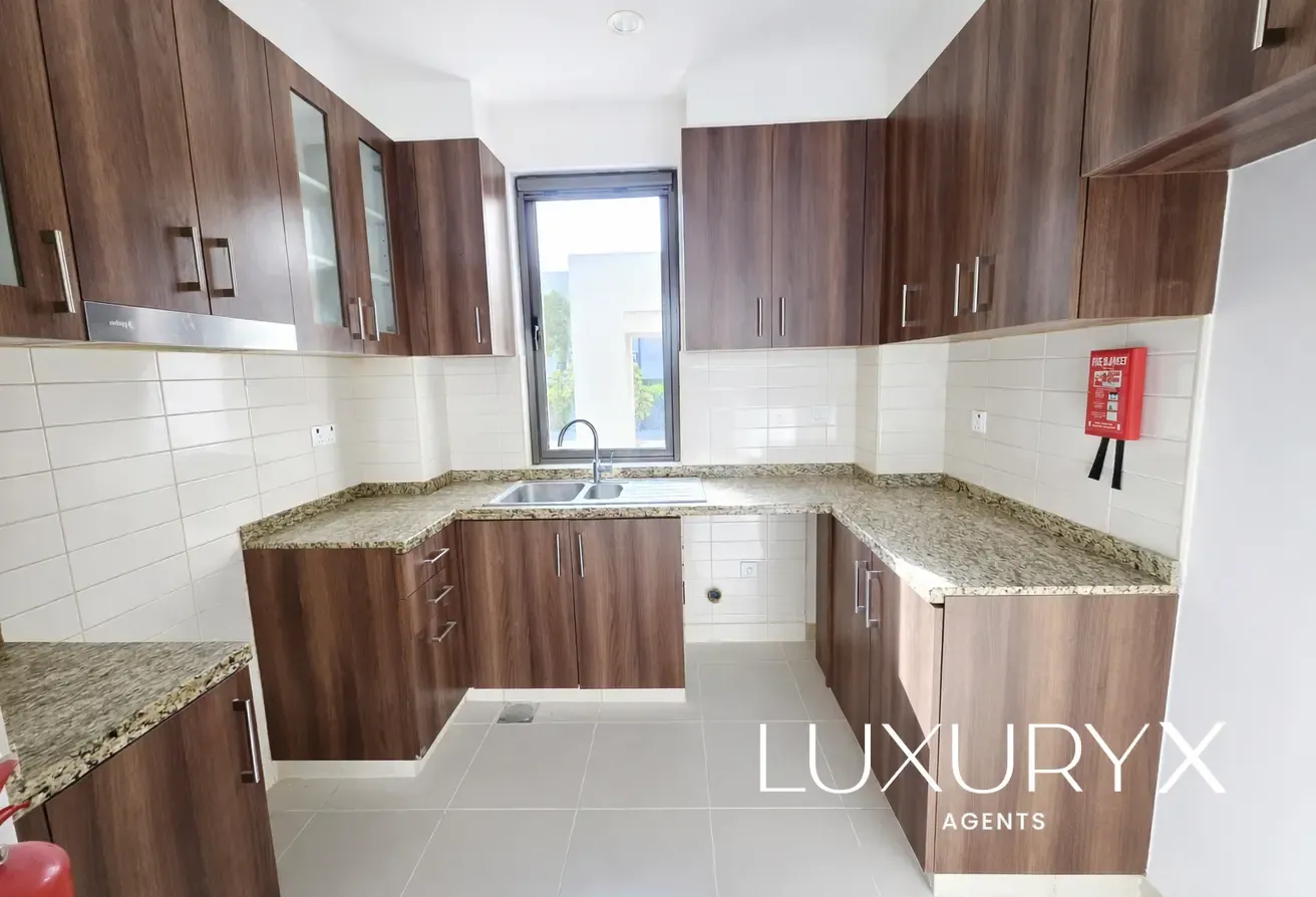3 Bed + Study | Type J | Largest Lay-out