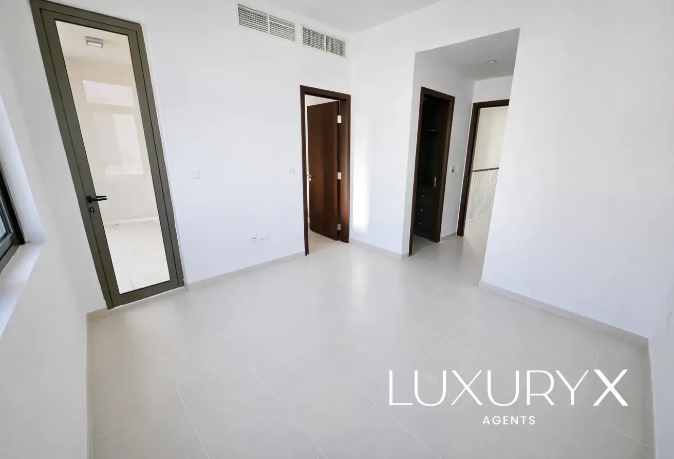 3 Bed + Study | Type J | Largest Lay-out