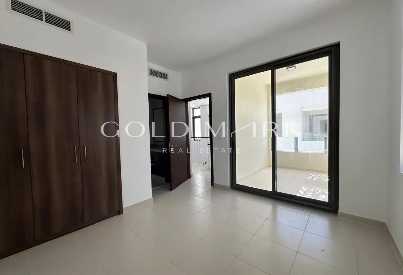 Type J | Well Maintained | Ready to Move