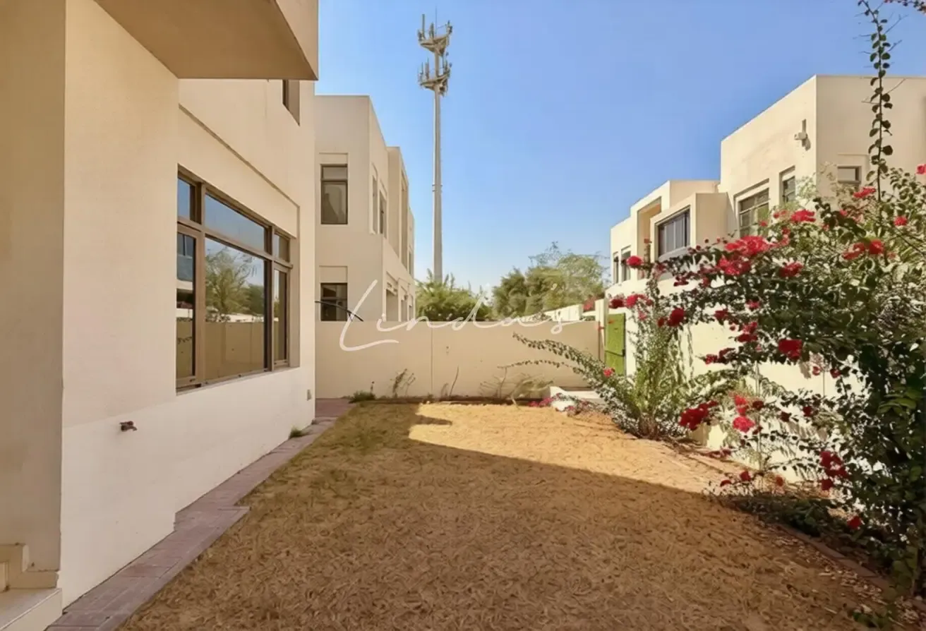 3 bed + Study + Maids | Vacant | Ready to Move in