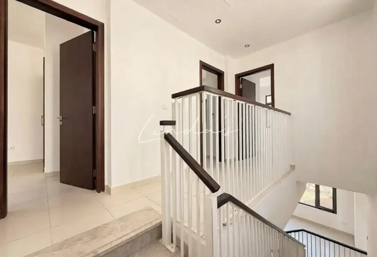 3 bed + Study + Maids | Vacant | Ready to Move in