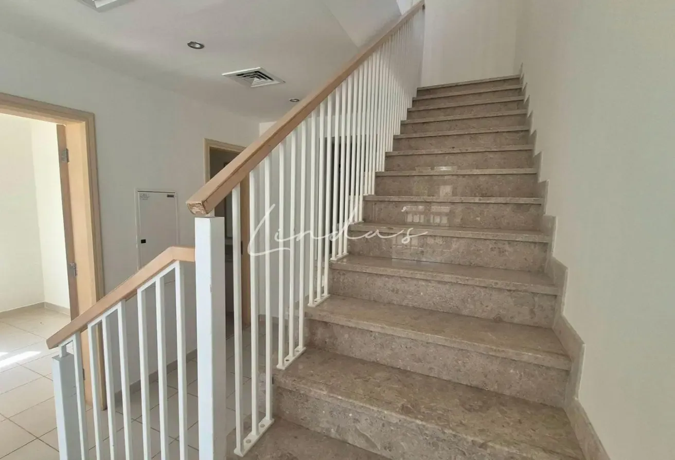 Townhouse for Rent | Corner Unit | Vacant