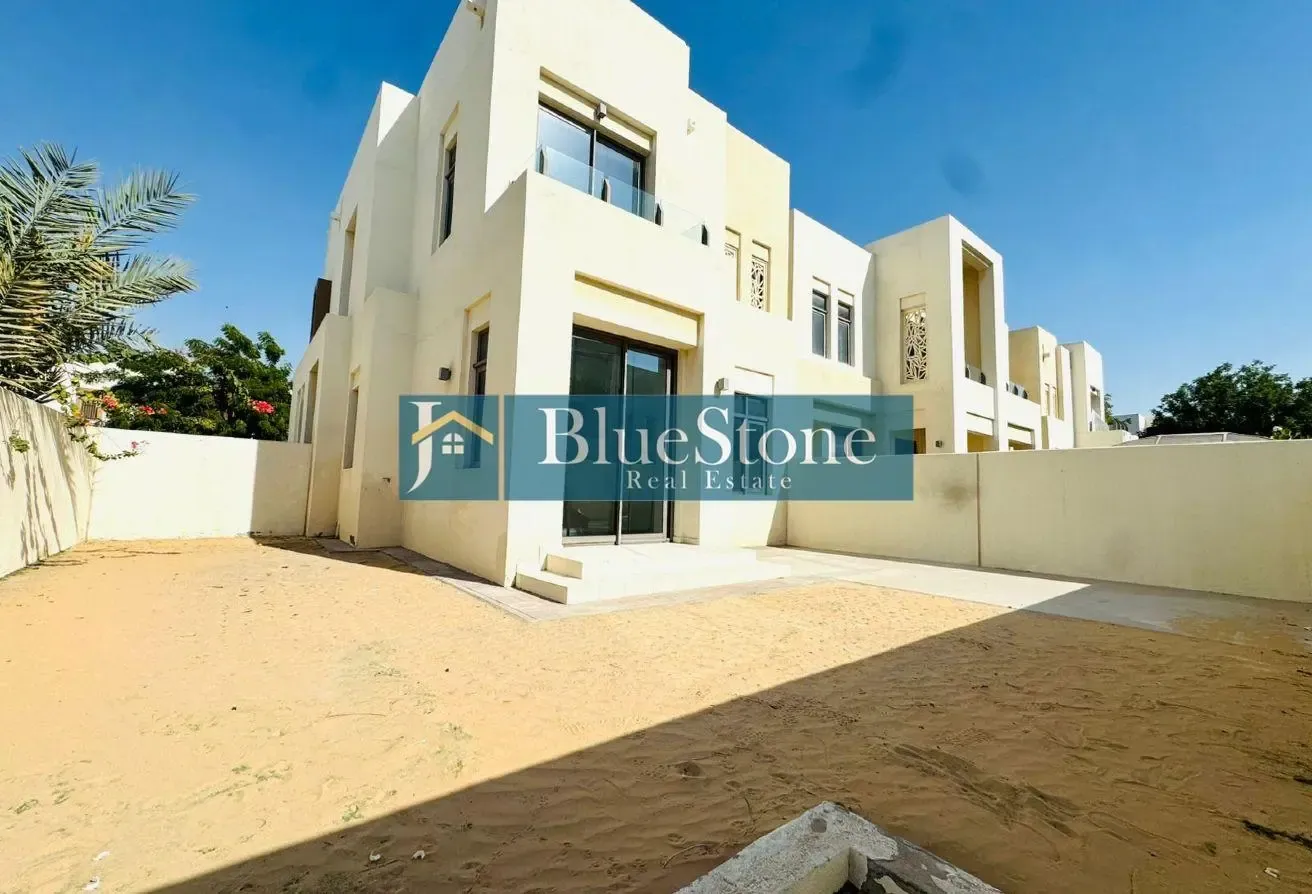 Spacious | 3Bed + Maid + Study | Available|