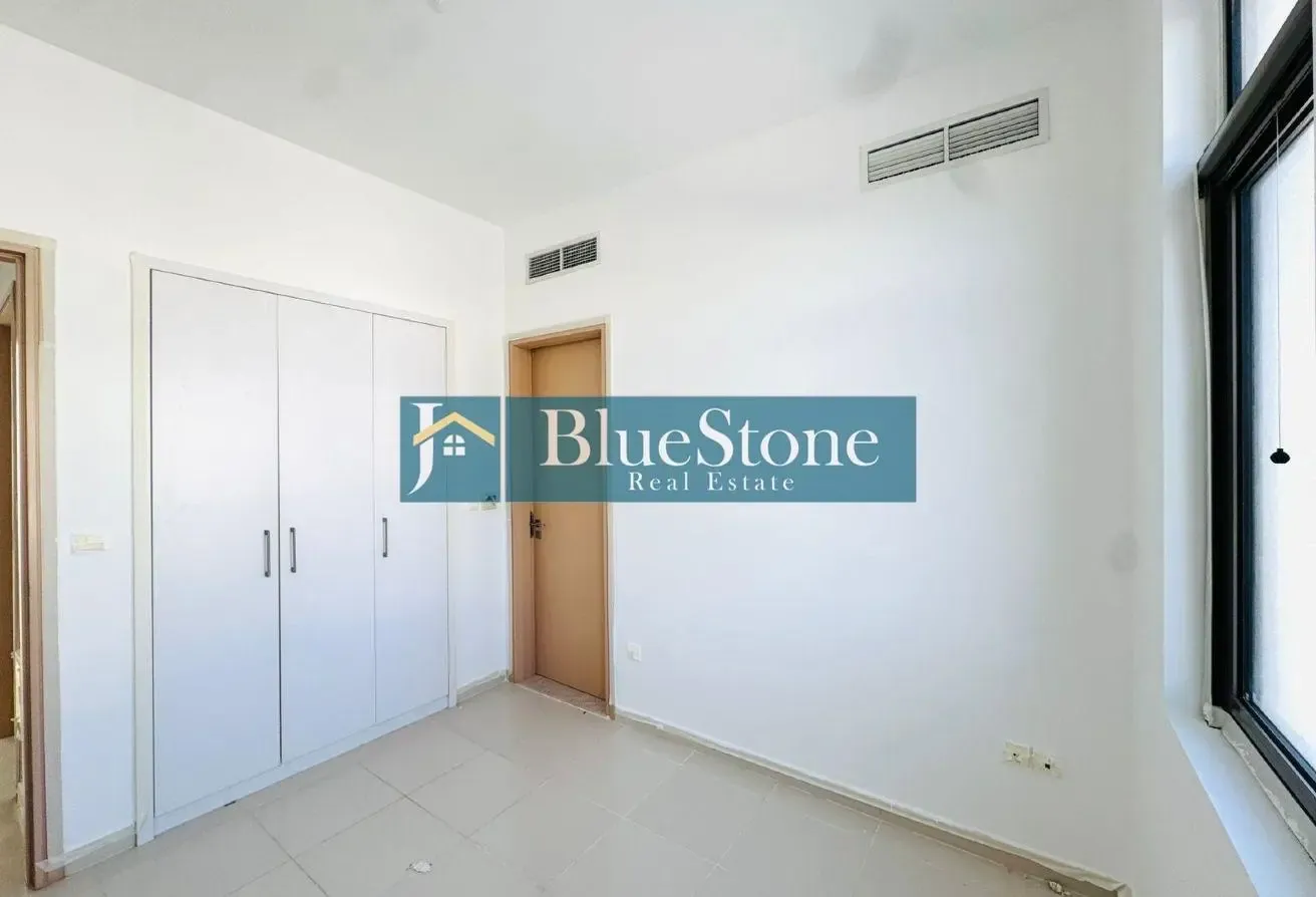 Spacious | 3Bed + Maid + Study | Available|