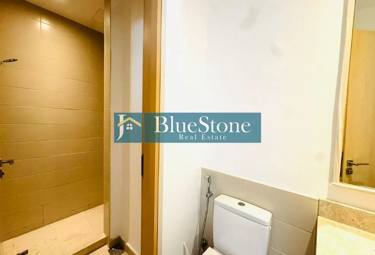 Spacious | 3Bed + Maid + Study | Available|