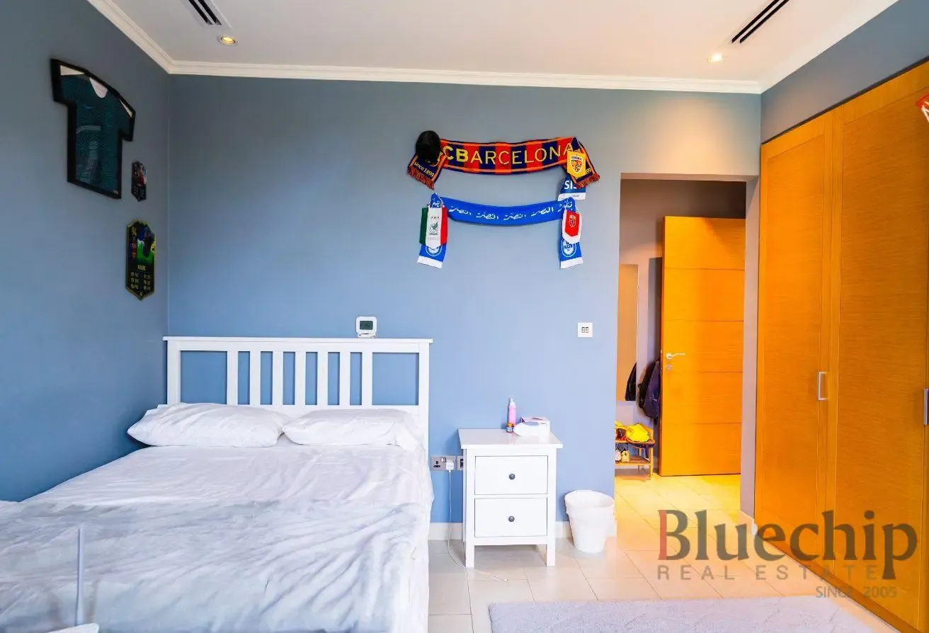 One on the ground floor | With Pool | Spacious