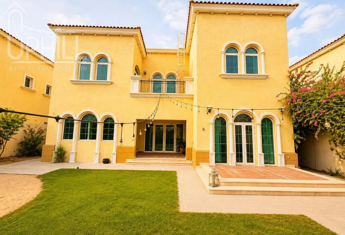 Well Maintained 3 Beds District 8 Jumeirah Park