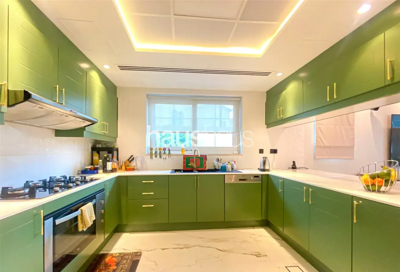 Fully Upgraded | Furnished | Landscaped Garden