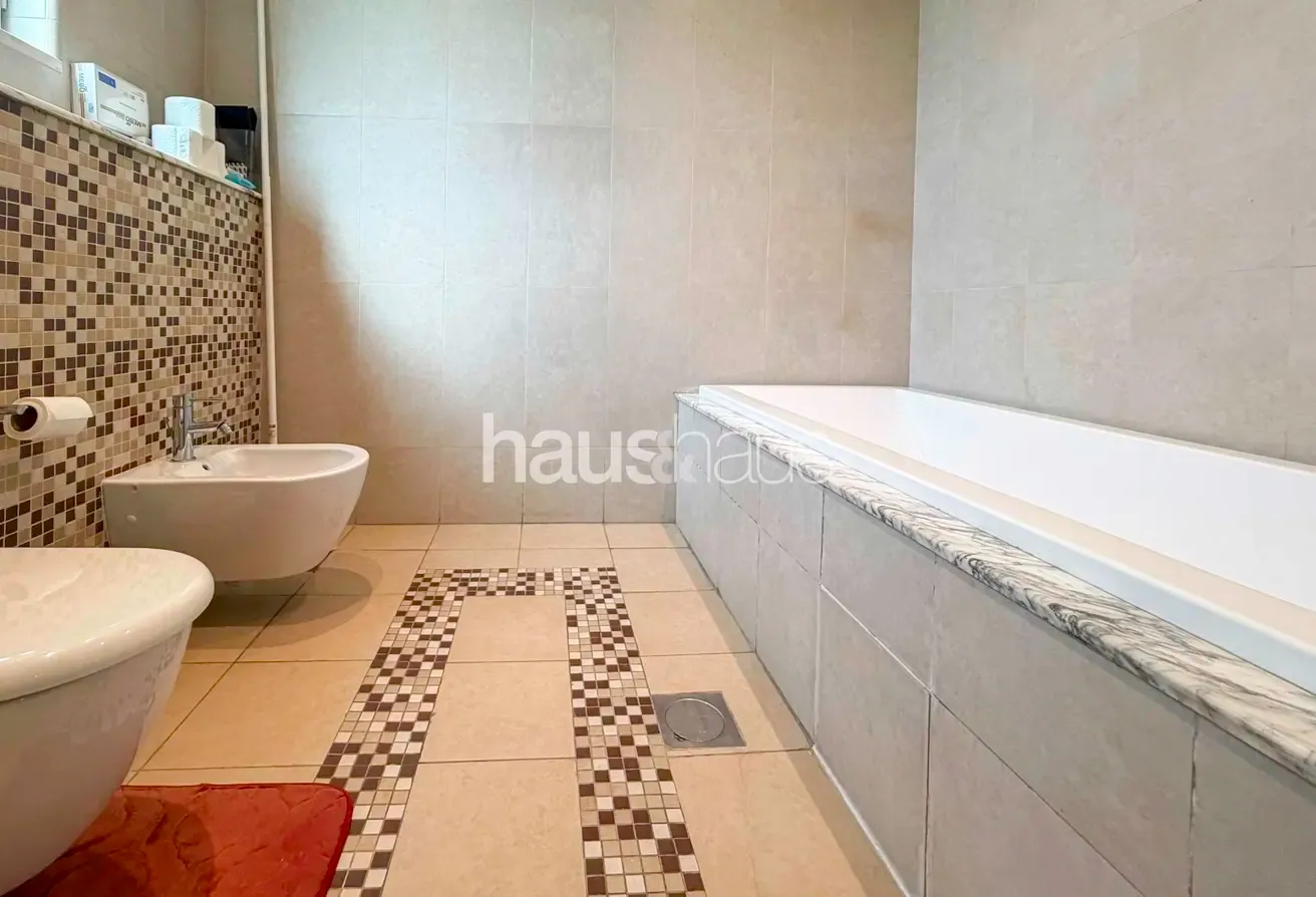 4 Beds | Internal | Excellent Condition