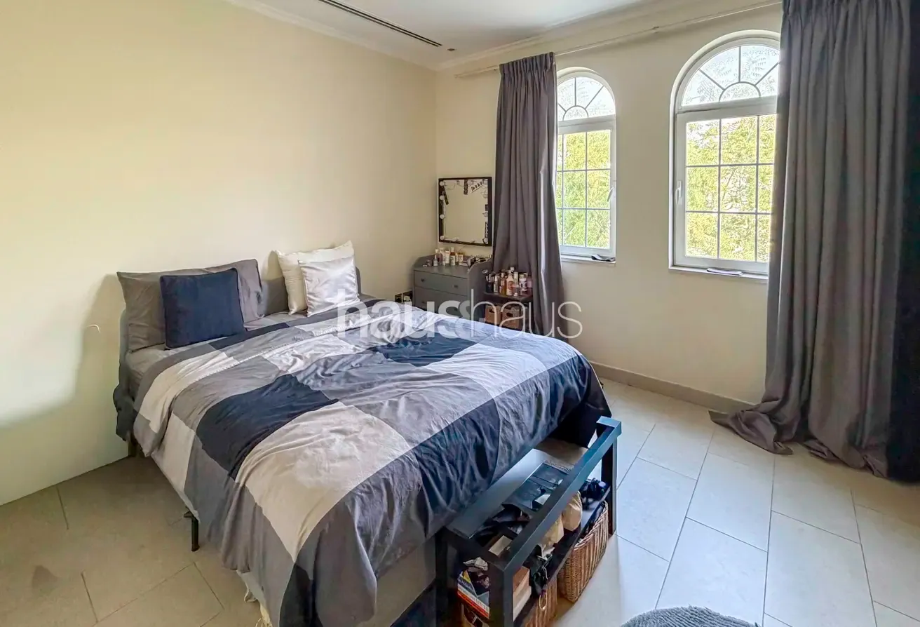 4 Beds | Internal | Excellent Condition