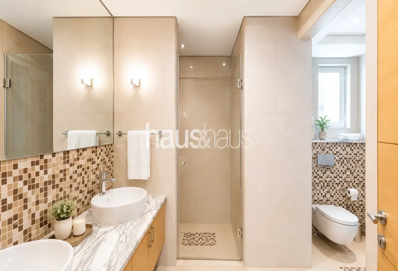 Well Maintained | central Location | B2B