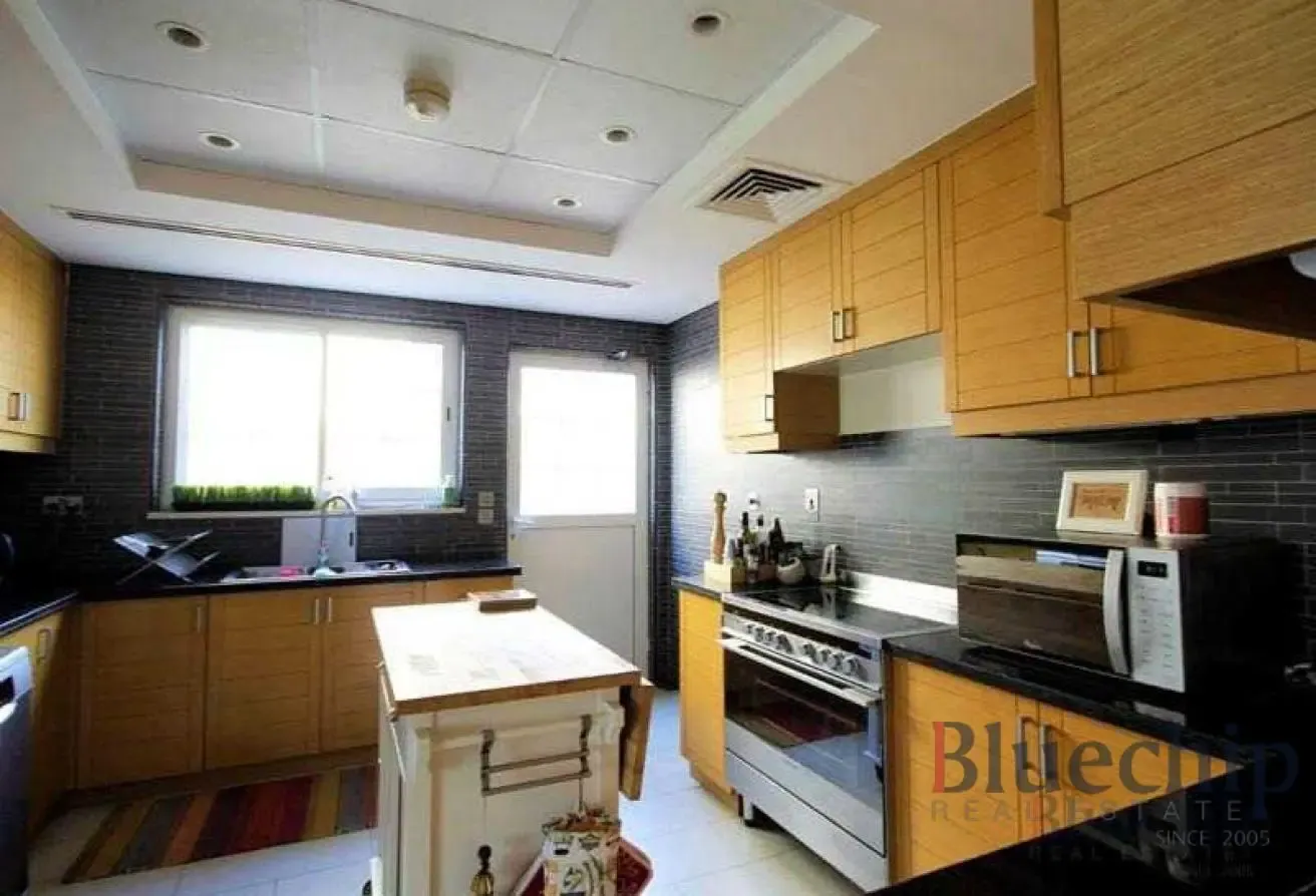 Well Maintained I Spacious I Lush Green Garden