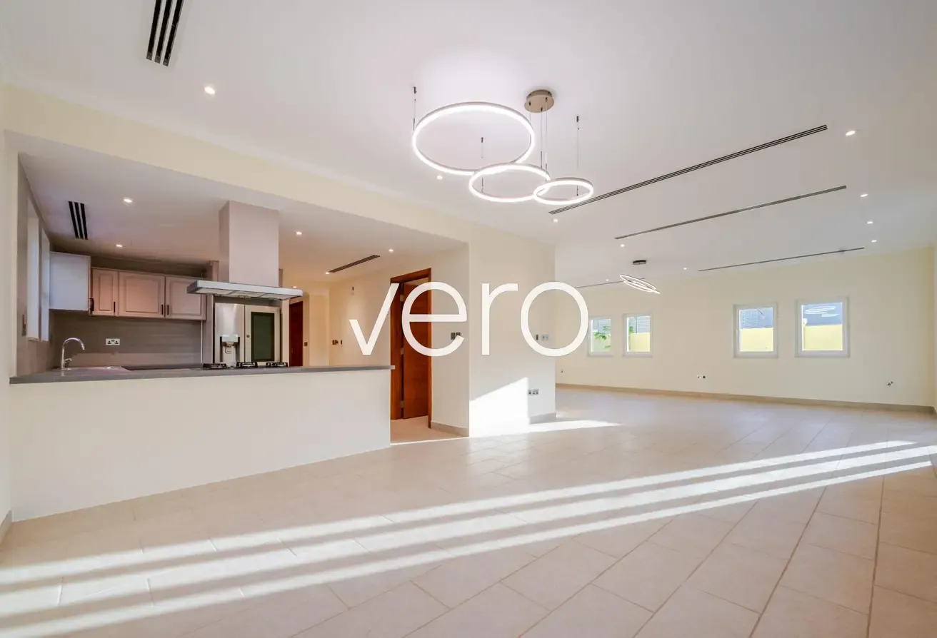 Renovated | Next to Pavilion | VOT