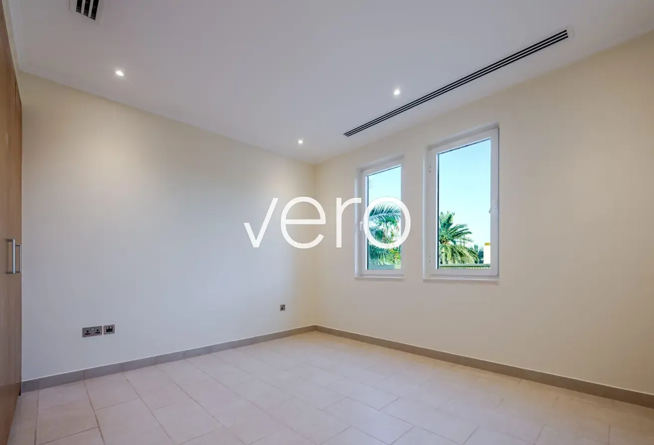 Renovated | Next to Pavilion | VOT