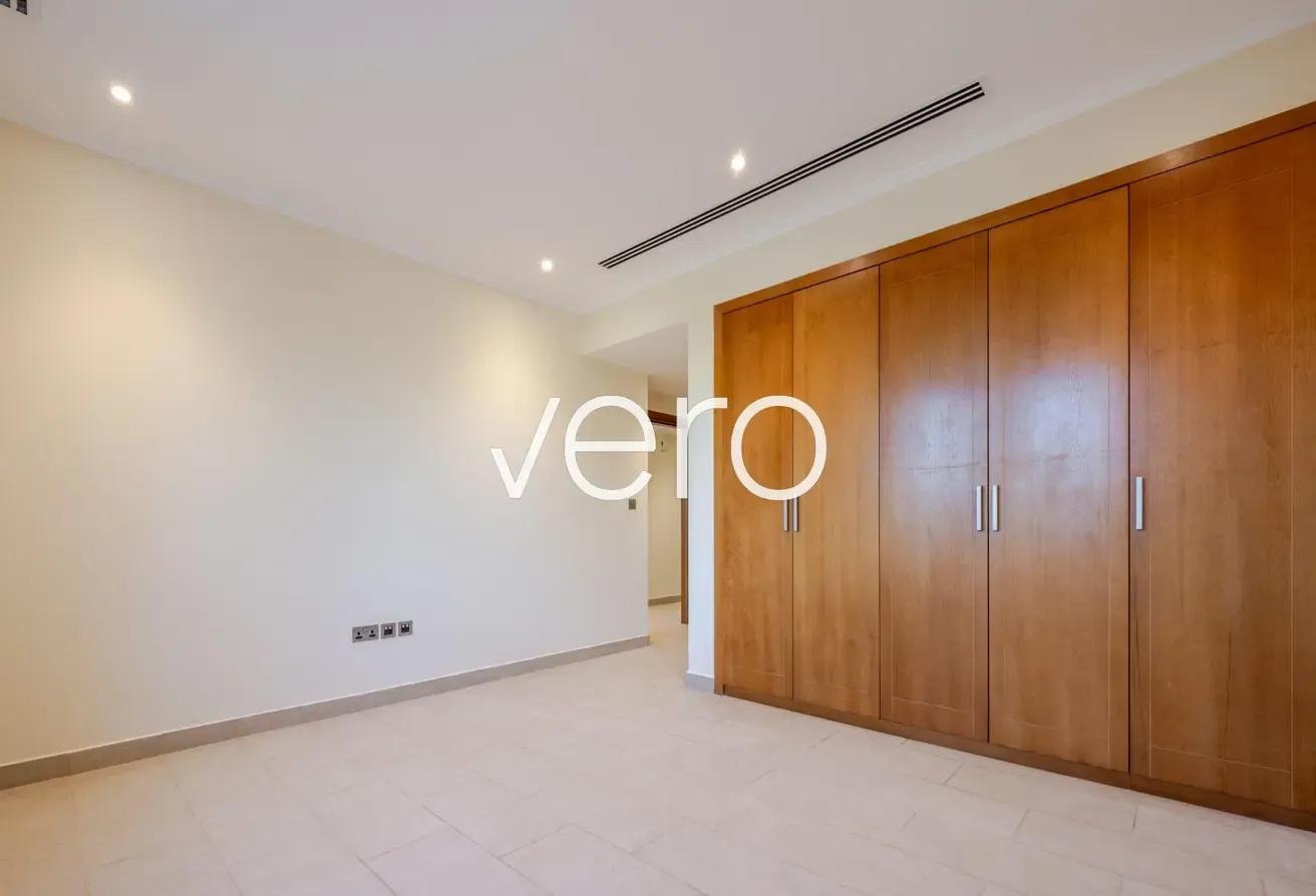 Renovated | Next to Pavilion | VOT