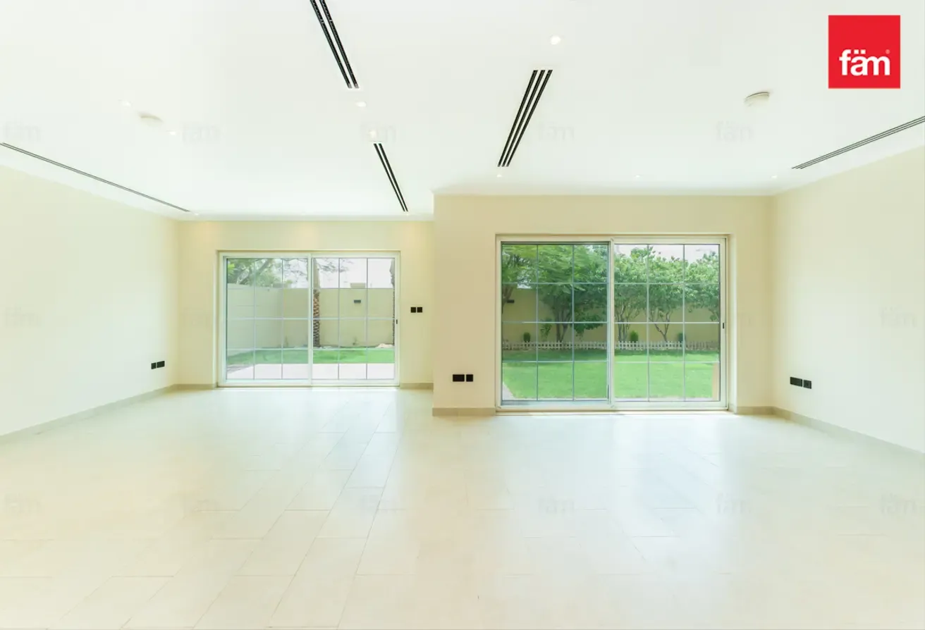 Single Row | Vacant Now | Smart Home System