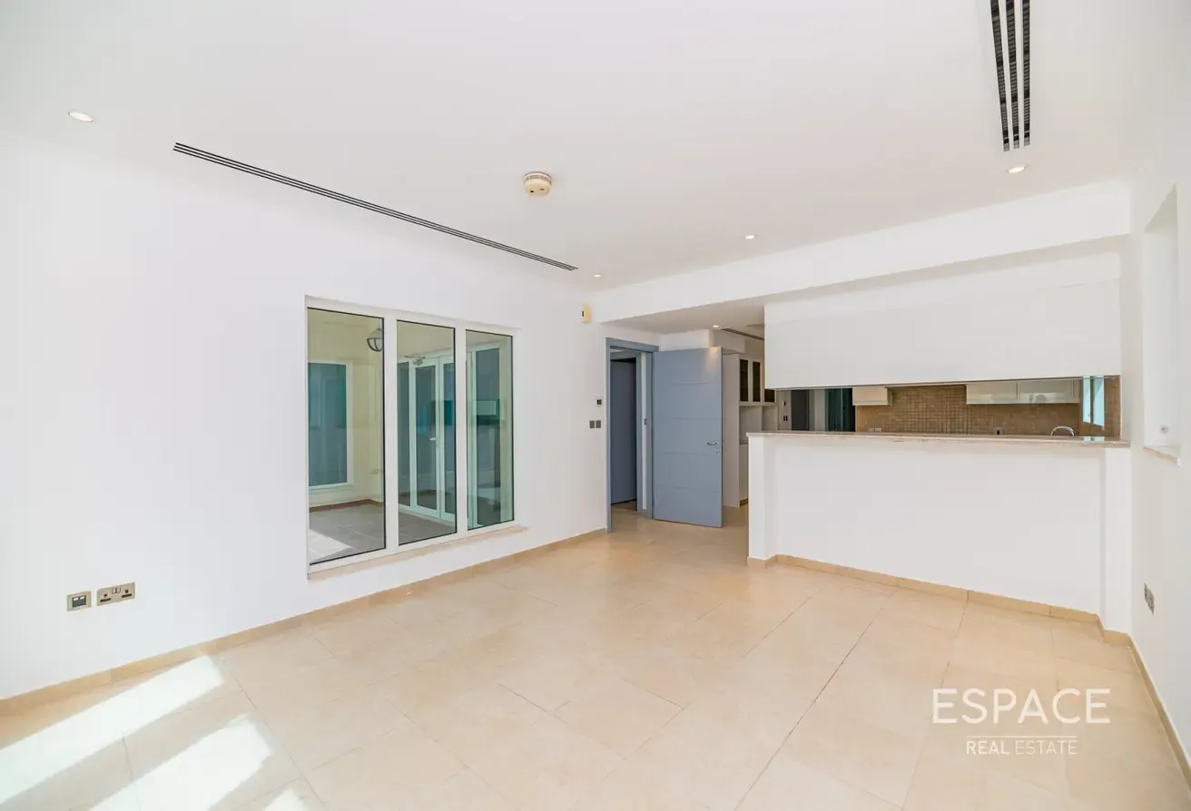 Well Kept | Close to the Park | Vacant