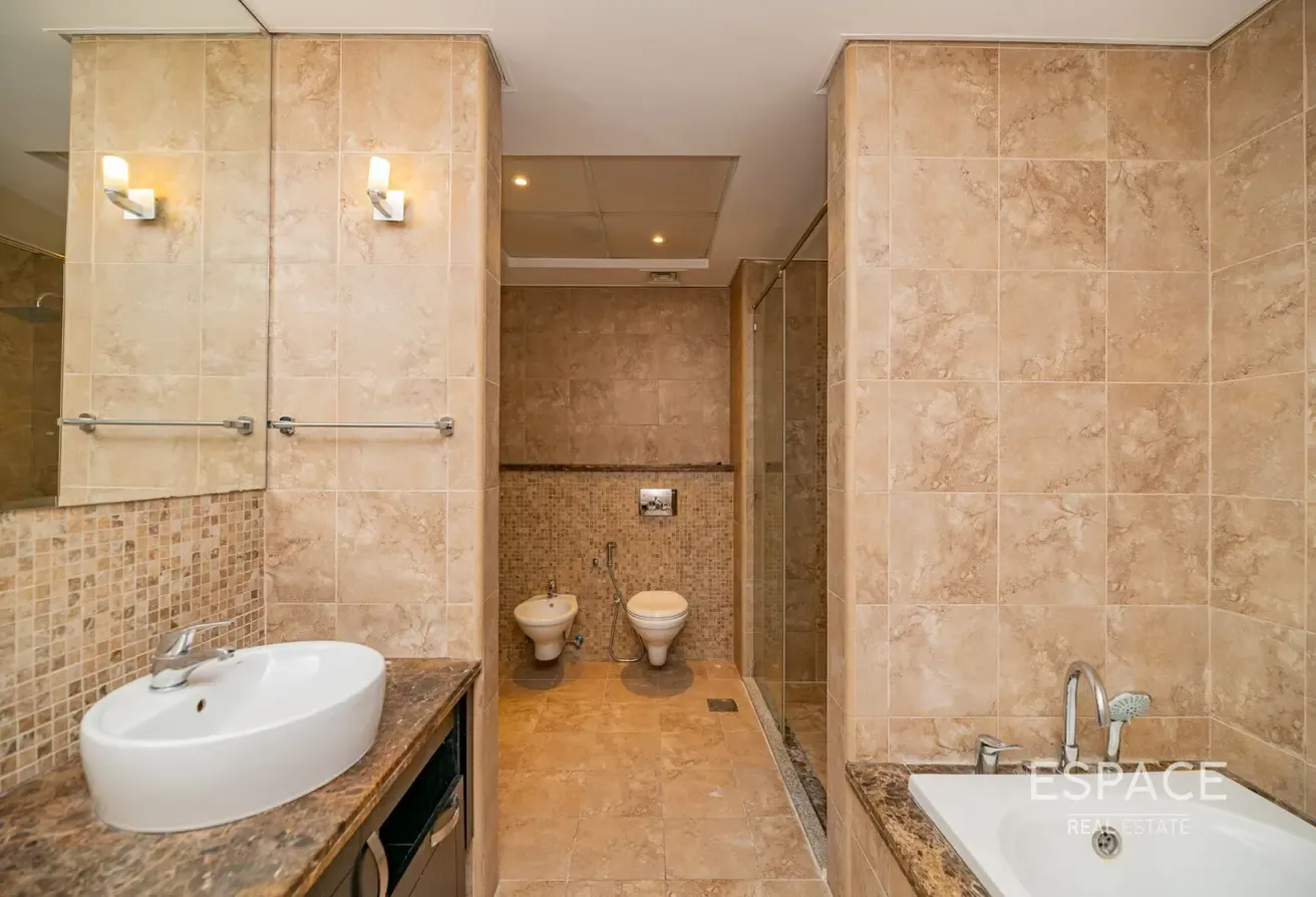 Well Kept | Close to the Park | Vacant