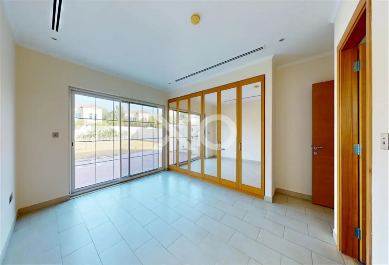 Well Maintained | Private Pool | AMC