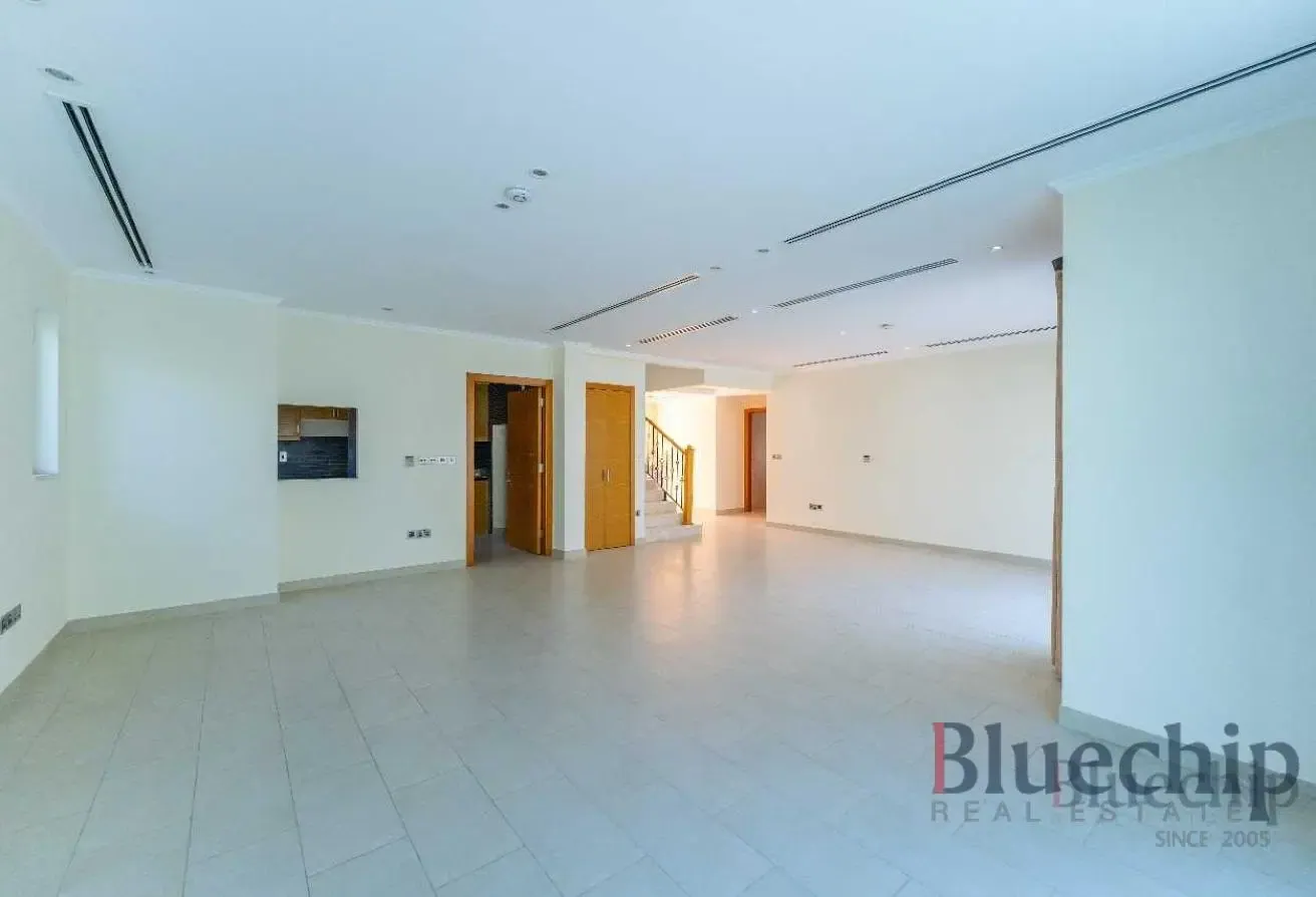 Spacious Layout | Great Deal | Well Maintained
