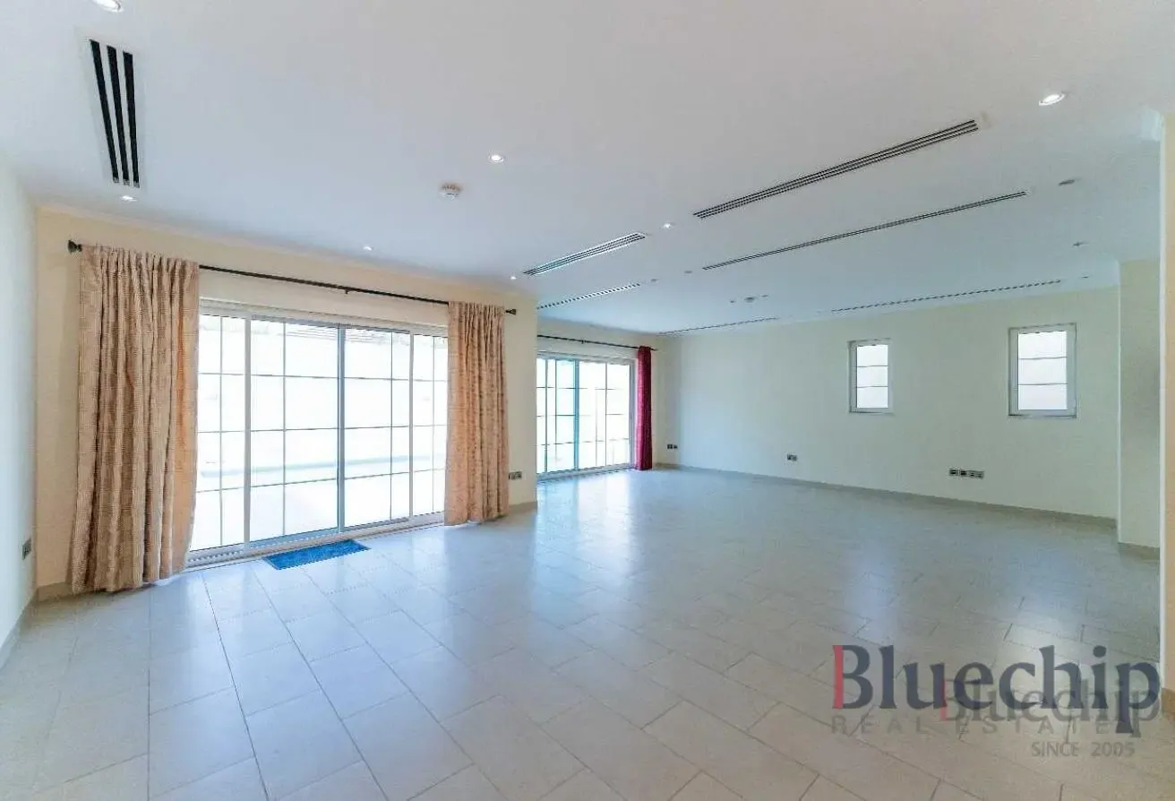 Spacious Layout | Great Deal | Well Maintained