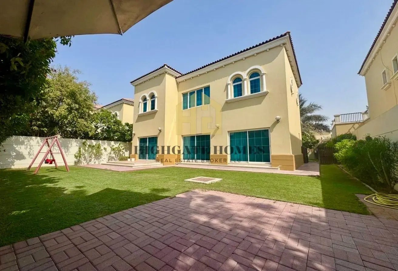 NEW in the Market | EXCLUSIVE | Well-Kept Villa