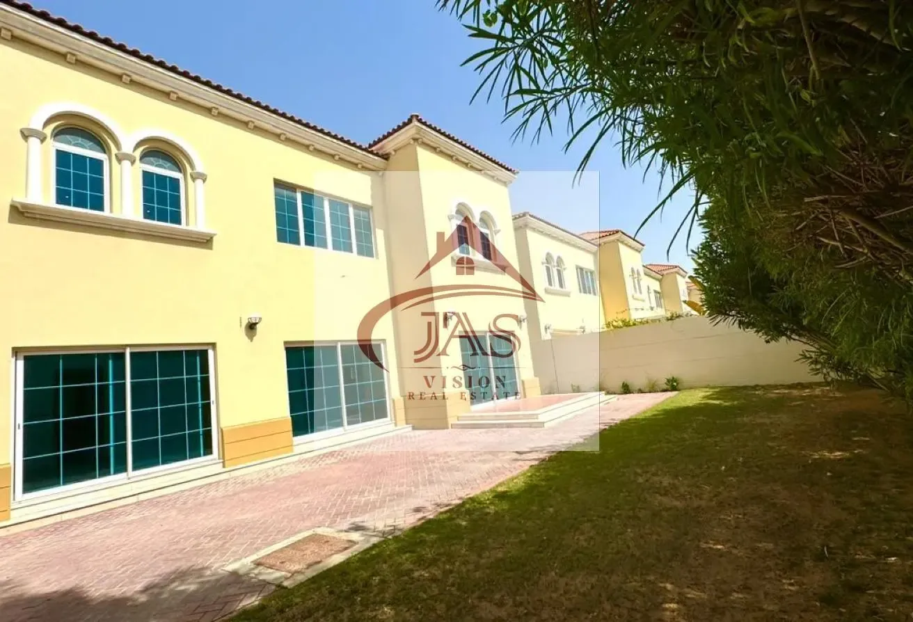 SINGLE ROW | HUGE GARDEN | 4 BEDROOMS LEGACY VILLA
