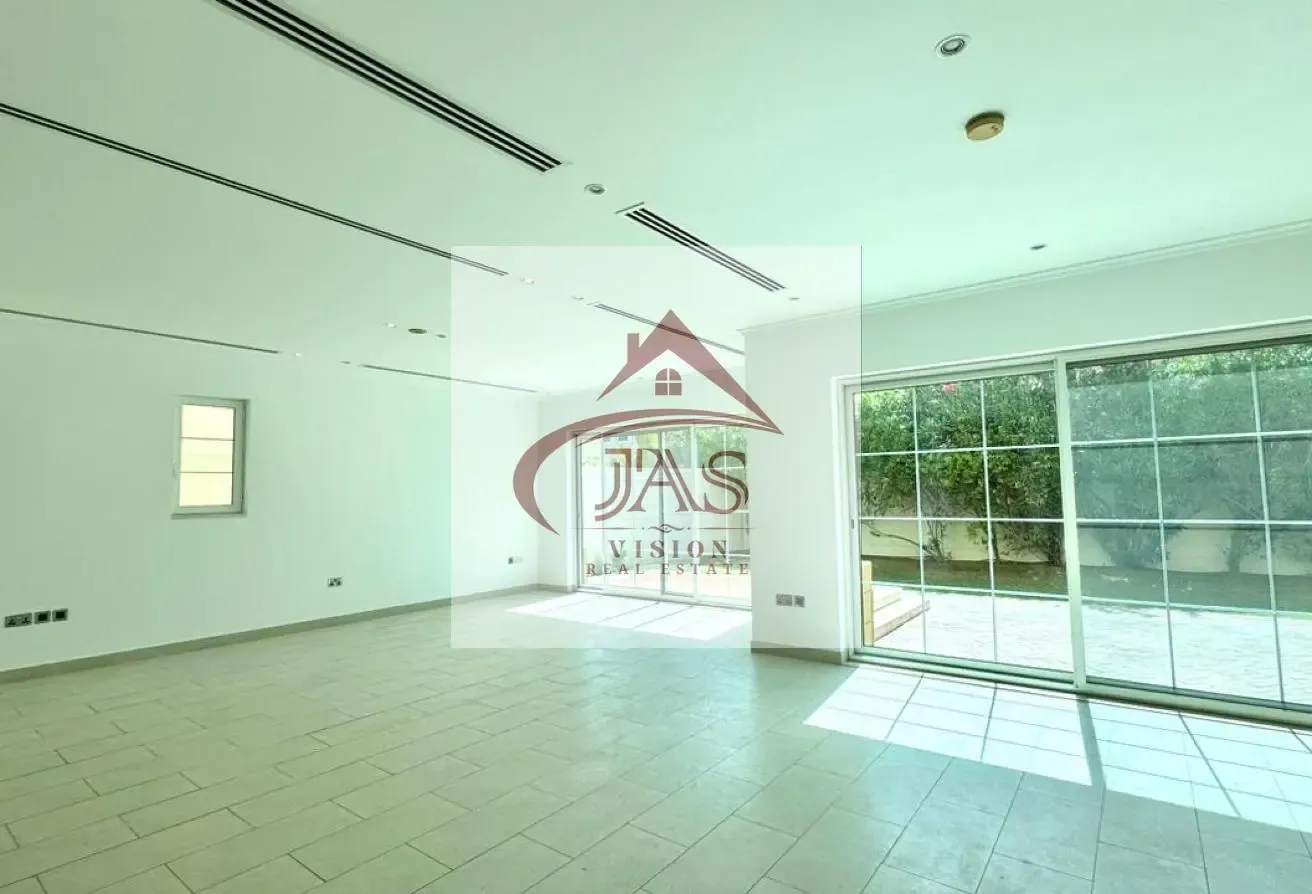 SINGLE ROW | HUGE GARDEN | 4 BEDROOMS LEGACY VILLA